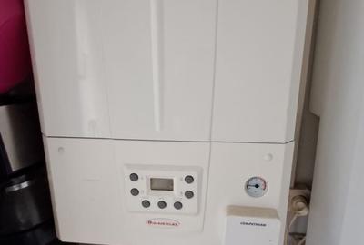 Apartament cu 3 camere în Republicii