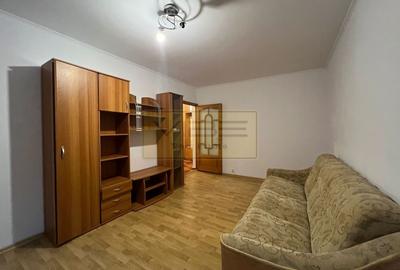 Apartament cu 2 camere decomandat, mobilat în Nicolina