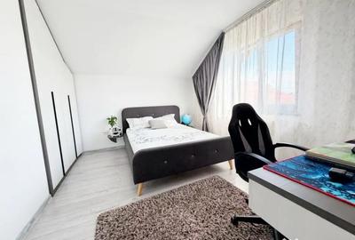 Casă cu 4 camere cu Teren 485 Mp în Ștefănești