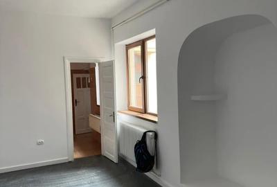 Casă cu 3 camere cu Teren 120 Mp în 13 Septembrie - 5