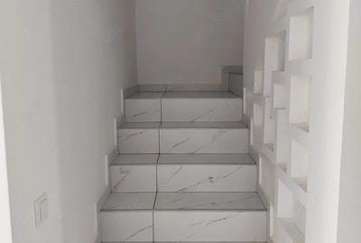 Casă cu 3 camere cu Teren 250 Mp în Budiului