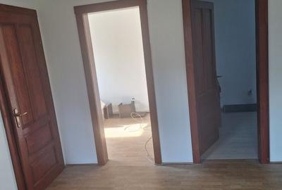Casă cu 4 camere în Corușu - 1