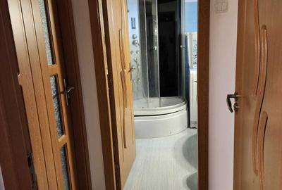 Apartament cu 3 camere decomandat în Exterior Vest - 3