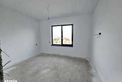 Casă cu 4 camere cu Teren 410 Mp în Berceni