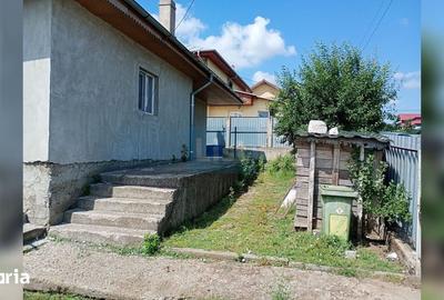 Casă cu 3 camere cu Teren 477 Mp în Șendreni - 6