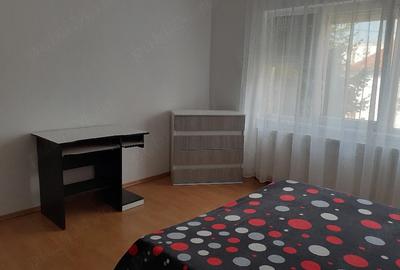 Spațiu comercial, de 220 mp, în Central