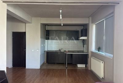 Apartament cu 2 camere semidecomandat, mobilat în Bună Ziua