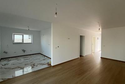 Duplex cu 3 camere cu Canalizare în Moșnița Nouă - 4