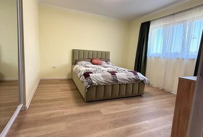Casă cu Teren 1014 Mp în Smeura