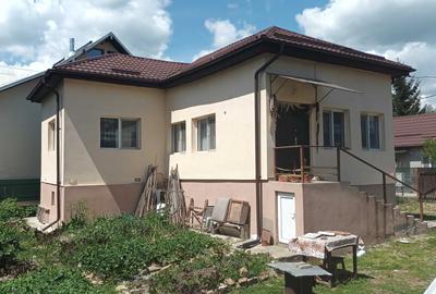 Casă cu 3 camere în Central - 6