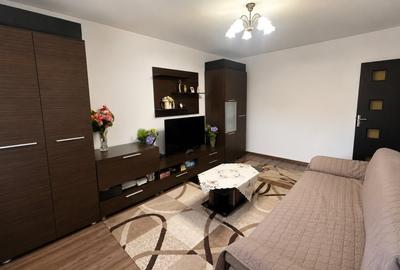 Apartament cu 2 camere decomandat, mobilat în Sărari