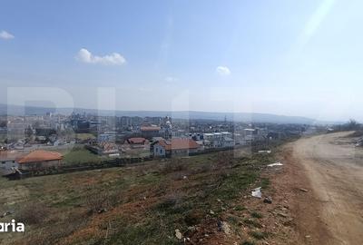 Teren de 600 mp, în Cetate