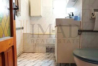 Apartament cu 3 camere decomandat în Micro 11