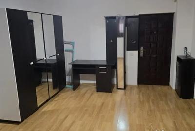 Garsonieră decomandată în Berceni