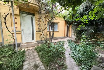 Casă cu 2 camere cu Teren 130 Mp în Cantacuzino