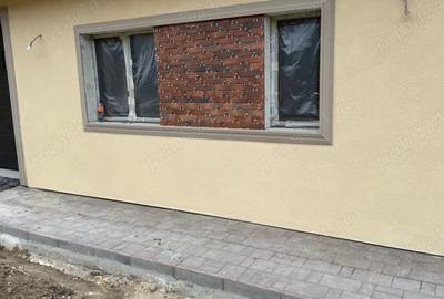 Casă cu Teren 605 Mp în Albina