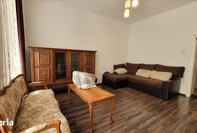 Apartament cu 2 camere decomandat în Centrul Civic