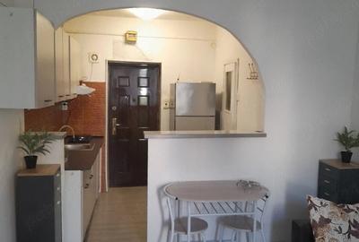 Garsonieră semidecomandată în Dârste