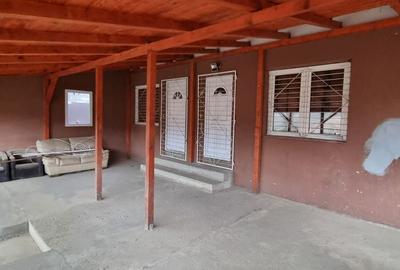 Casă cu 3 camere cu Teren 300 Mp în Brăești - 2
