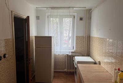 Apartament cu 3 camere decomandat în 1 Decembrie 1918