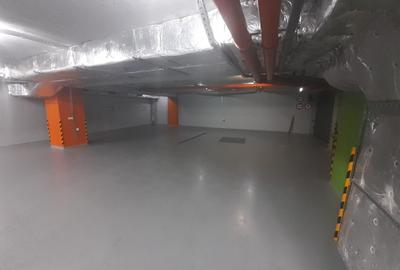 Spațiu comercial, de 200 mp, în Central - 20