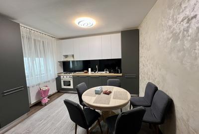 Apartament cu 2 camere decomandat, mobilat în Freidorf