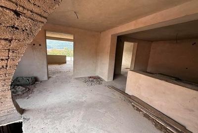 Casă cu 4 camere în Liubcova