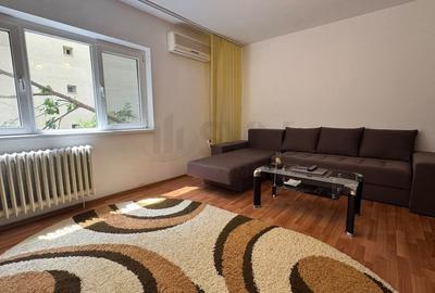 Apartament cu 3 camere decomandat, mobilat în Timpuri Noi