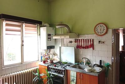 Casă cu 3 camere cu Teren 370 Mp în Funcționarilor - 11