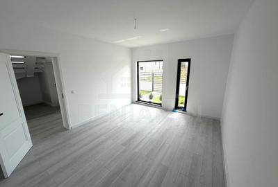 Casă cu 5 camere cu Teren 301 Mp în Cârcea - 7