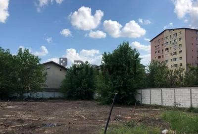 Teren construcție, în Nord-Est