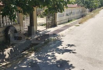 Teren Construcții intravilan de 2000 mp, în Dobra