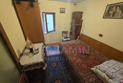 Casă cu 5 camere cu Teren 785 Mp în Bordei