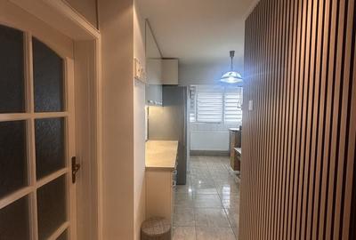 Apartament cu 3 camere decomandat în Decebal - 1