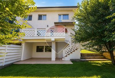Duplex cu 4 camere cu Teren 326 Mp în Bucium