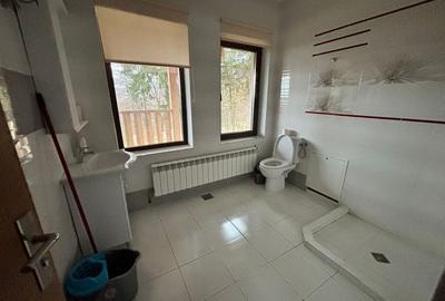 Casă cu 4 camere în Predeluț