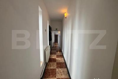 Spațiu comercial, de 650 mp, în Central - 3