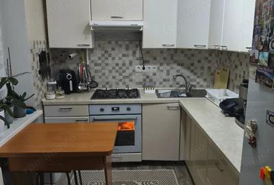 Garsonieră decomandată în Complex Studențesc