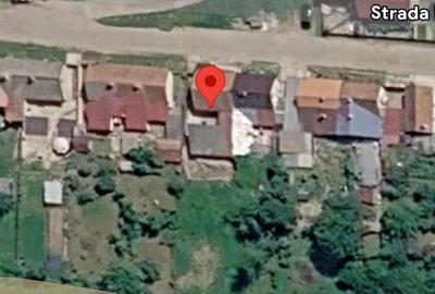 Casă cu Teren 300 Mp în Central