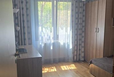 Apartament cu 4 camere decomandat în Crângași