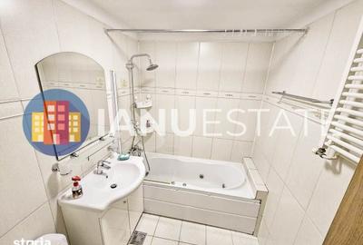 Apartament cu 3 camere decomandat în Decebal