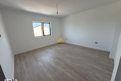 Casă cu 4 camere cu Teren 325 Mp în Prelungirea Ghencea - 6