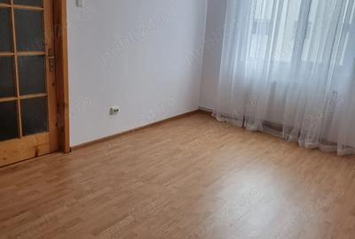Apartament cu 2 camere decomandat în Târgu Neamț - 8