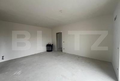 Apartament cu 3 camere semidecomandat în Braytim