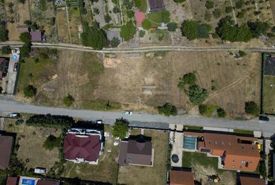 Teren de 402 mp, în Livada - 4