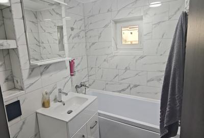 Apartament cu 3 camere decomandat în Exterior Vest - 2