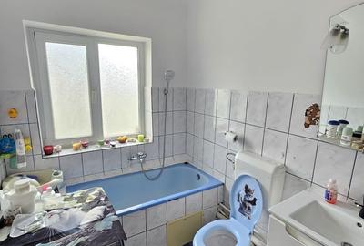 Casă cu 2 camere cu Teren 450 Mp în Șerbănești