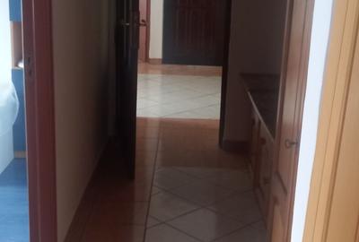 Apartament cu 3 camere decomandat în Rahova - 2