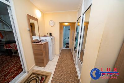 Apartament cu 2 camere decomandat în C5