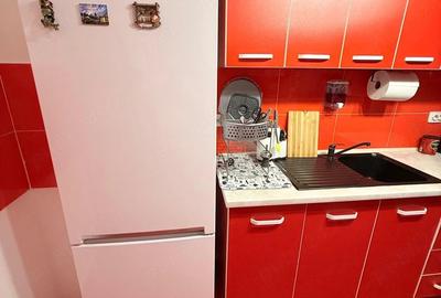 Apartament cu 2 camere semidecomandat în Fundeni